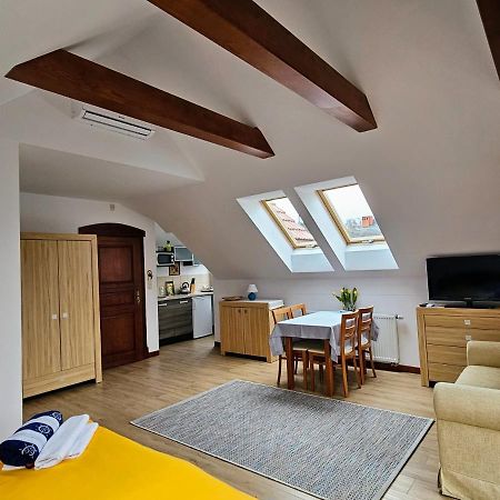 אוסטקה Apartamenty Z Klimatem מראה חיצוני תמונה